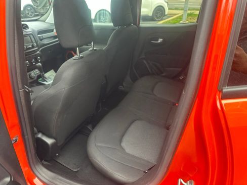 Used 2019 Jeep Renegade Sport AWD/4WD image 18