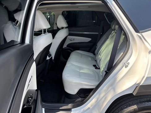 Used 2024 Hyundai Tucson Limited AWD/4WD image 17
