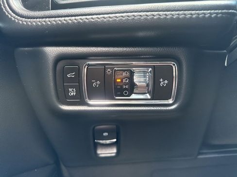 Used 2023 Lincoln Nautilus Reserve w/ Equipment Group 201A image 15