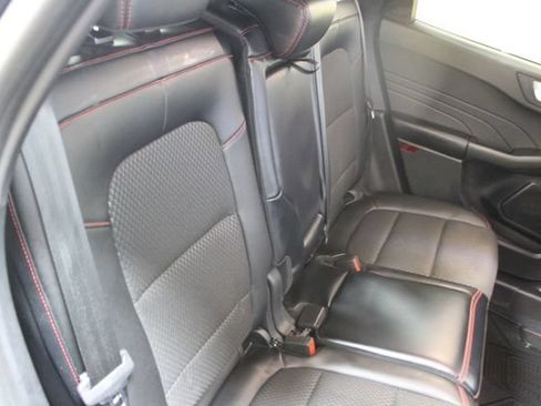 Used 2023 Ford Escape ST-Line w/ Tech Pack #1 AWD/4WD image 9