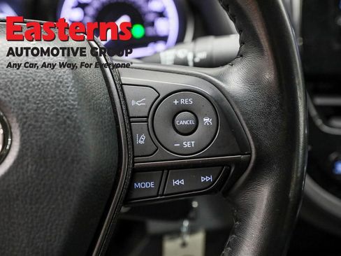 Used 2023 Toyota Camry SE image 16