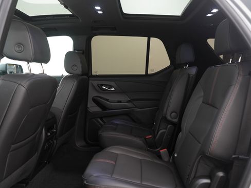 Used 2024 Chevrolet Traverse RS image 22