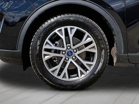 Certified 2022 Ford Escape SEL AWD/4WD image 9