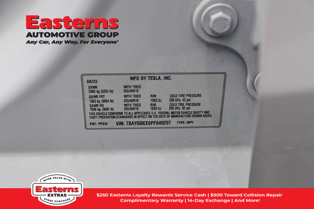 Used 2023 Tesla Model Y Long Range AWD/4WD image 30