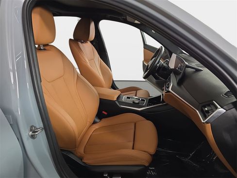 Used 2023 BMW M340i xDrive w/ Premium Package image 11