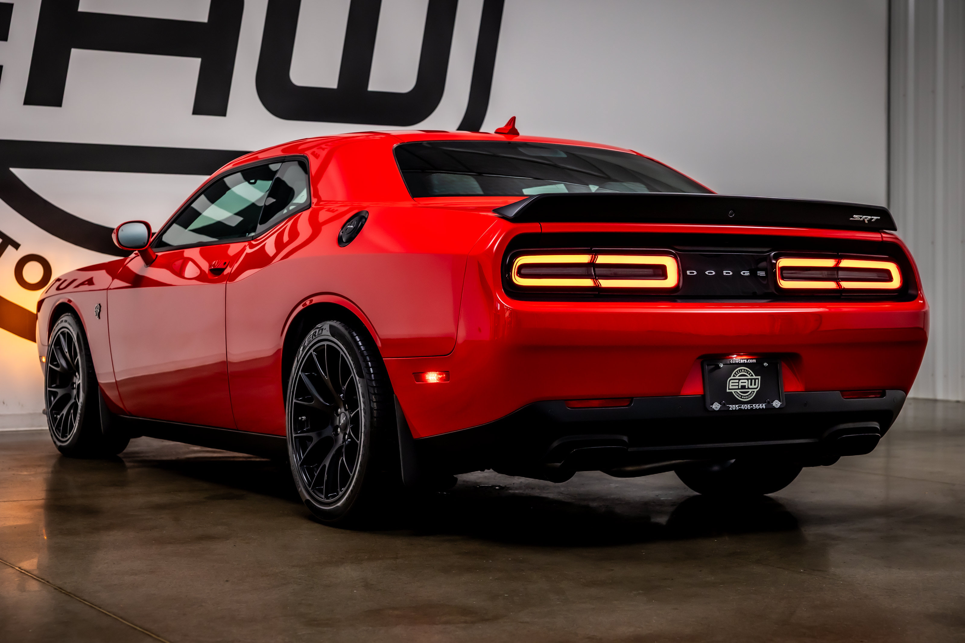 Used 2016 Dodge Challenger SRT Hellcat RWD image 34