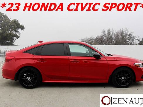 Used 2023 Honda Civic Sport image 5