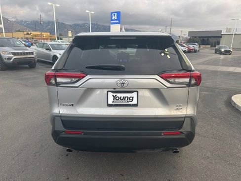 Used 2025 Toyota RAV4 LE image 8