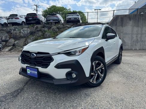 Used 2024 Subaru Crosstrek 2.0i Premium AWD/4WD image 2