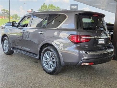 Used 2024 INFINITI QX80 Luxe image 3