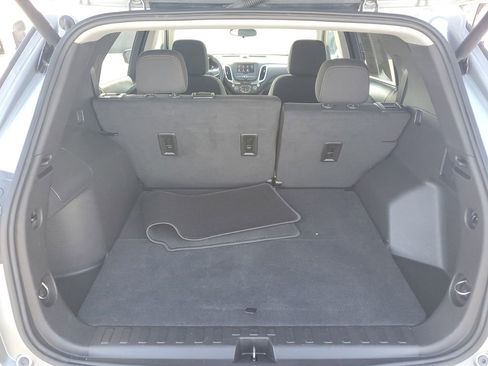 Used 2024 Chevrolet Equinox LT image 9