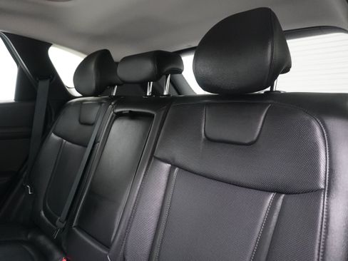 Used 2025 Hyundai Tucson Limited AWD/4WD image 13