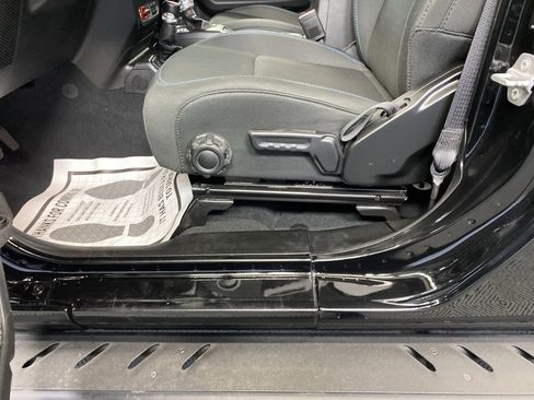 Used 2022 Jeep Wrangler Unlimited Rubicon 4xe w/ Cold Weather Group image 13