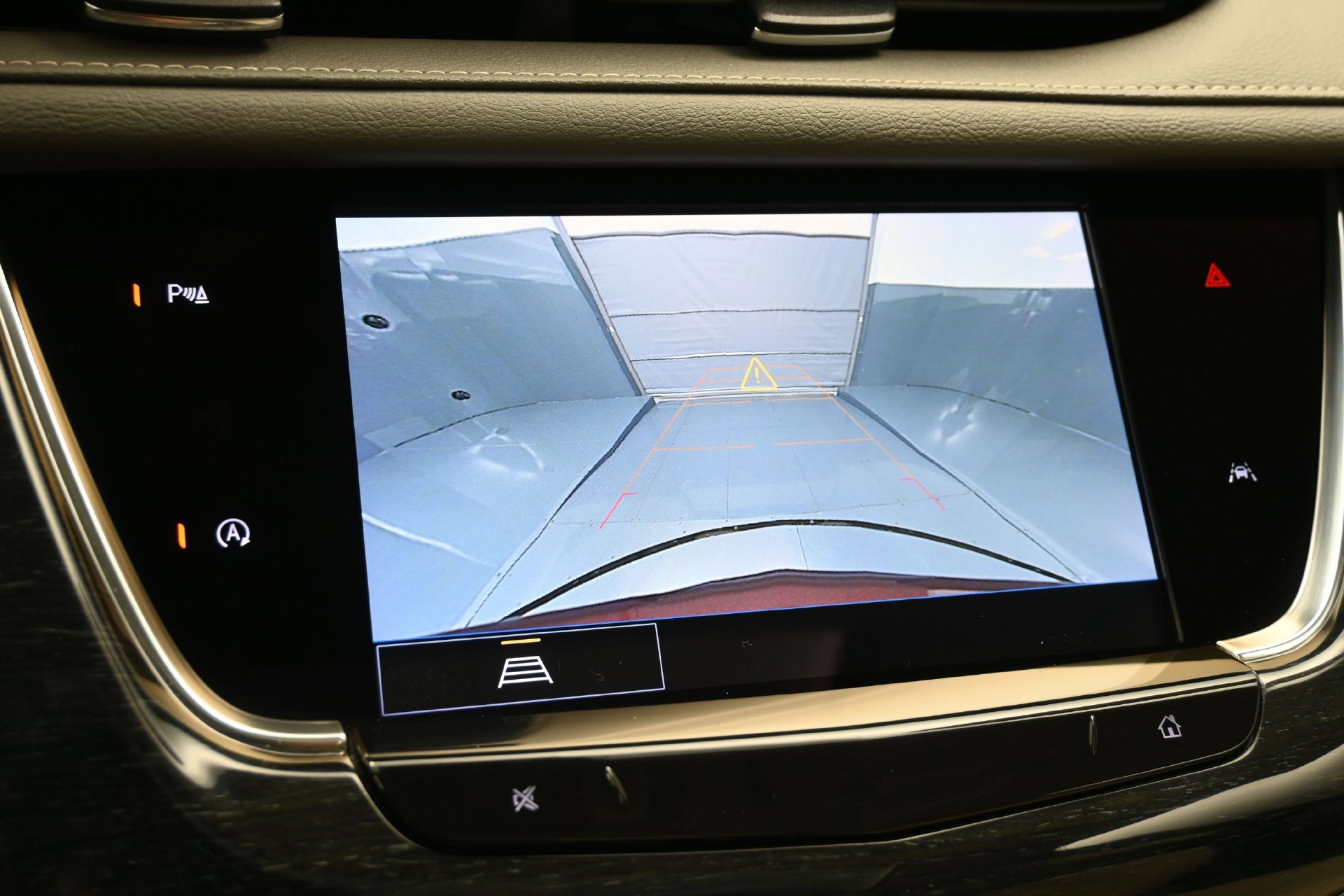 Used 2022 Cadillac XT6 Premium Luxury FWD image 57