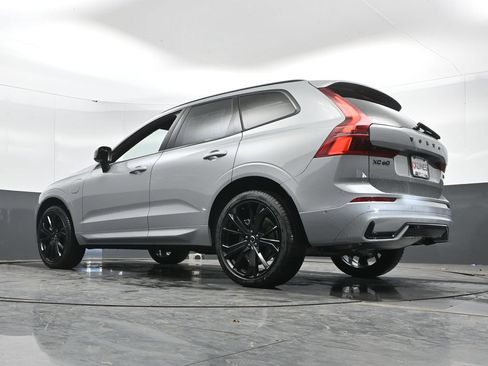 New 2026 Volvo XC60 T8 Ultra w/ Climate Package AWD/4WD image 42