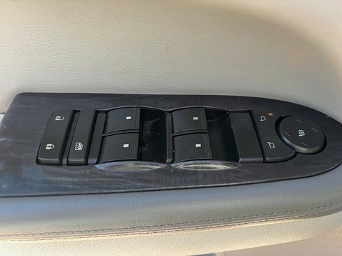 Used 2017 Buick Enclave Convenience image 19