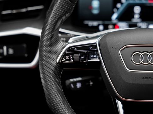 Used 2024 Audi S6 Premium Plus w/ Premium Plus Package image 45