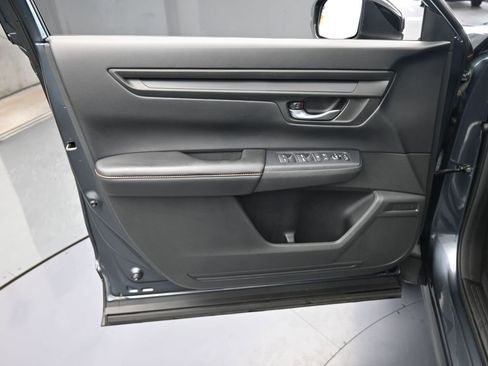 Used 2023 Honda CR-V Sport image 13