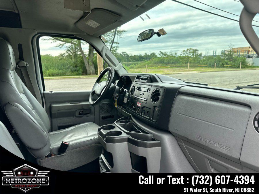 Used 2012 Ford E-350 and Econoline 350 Super Duty RWD image 20