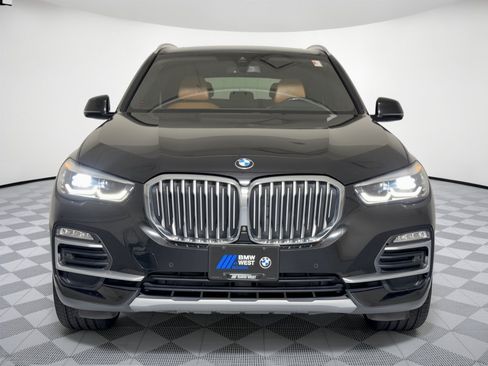 Certified 2024 BMW X3 sDrive30i w/ Premium Package RWD image 6