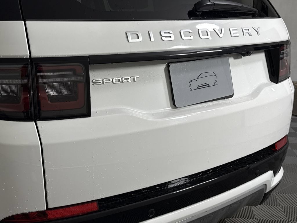 Certified 2025 Land Rover Discovery Sport S AWD/4WD image 7