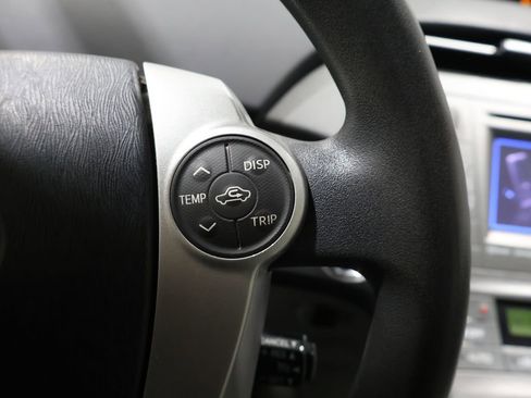 Used 2013 Toyota Prius Three image 32