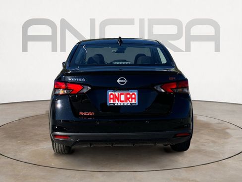 New 2025 Nissan Versa SR image 9