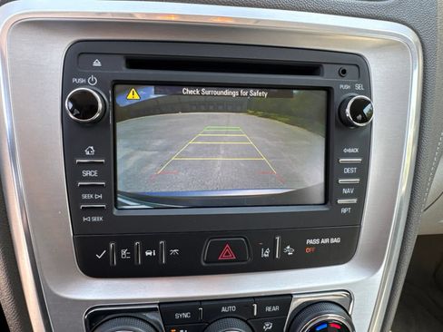 Used 2014 GMC Acadia SLT FWD image 21