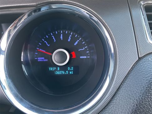 Used 2014 Ford Mustang V6 w/ Equipment Group 102A image 17