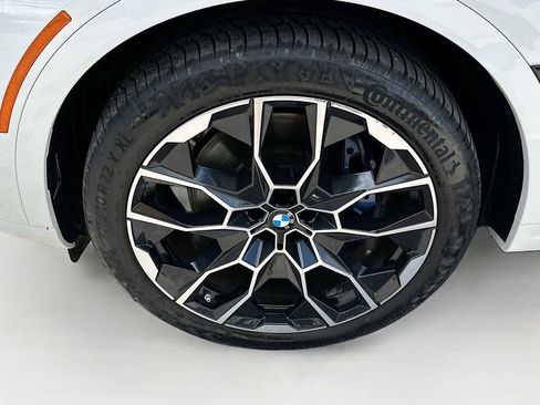 Used 2023 BMW X7 xDrive40i w/ M Sport Package image 35