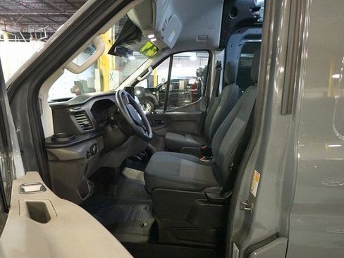 Used 2024 Ford E-Transit 148 High Roof image 12
