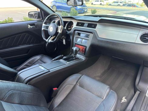 Used 2010 Ford Mustang Premium image 62