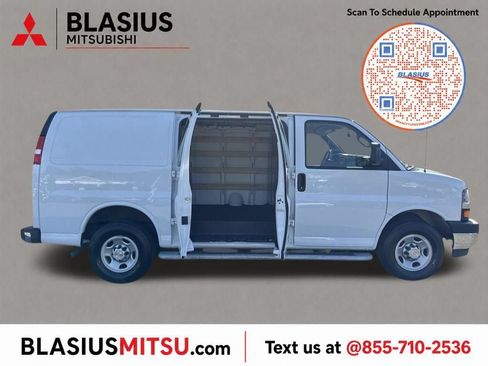 Used 2024 Chevrolet Express 2500 w/ Driver Convenience Package RWD image 57