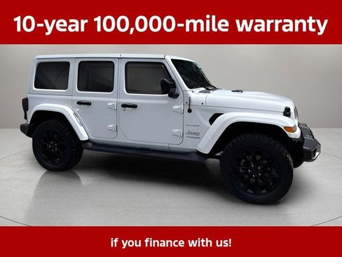Used 2021 Jeep Wrangler Unlimited Sahara w/ Cold Weather Group AWD/4WD image 17
