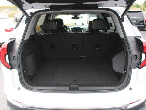 Used 2021 GMC Terrain SLT image 7