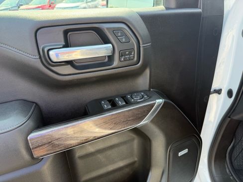 Used 2021 Chevrolet Silverado 1500 LTZ w/ LTZ Convenience Package II AWD/4WD image 17
