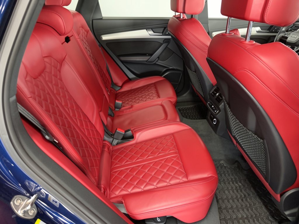 Used 2020 Audi SQ5 Prestige w/ Prestige Package AWD/4WD image 29