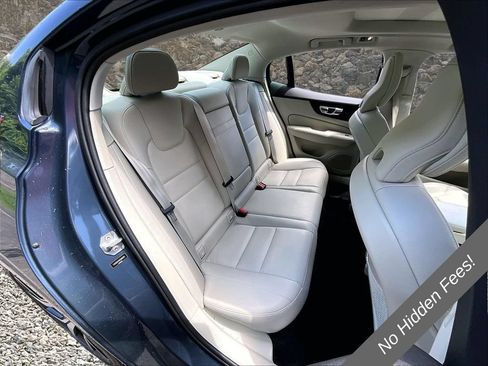 Used 2019 Volvo S60 T5 Momentum w/ Premium Package FWD image 23