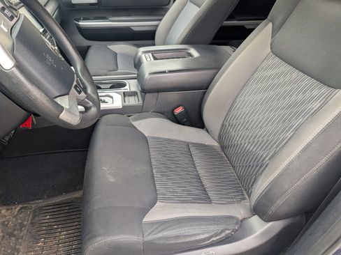 Used 2014 Toyota Tundra SR5 image 3
