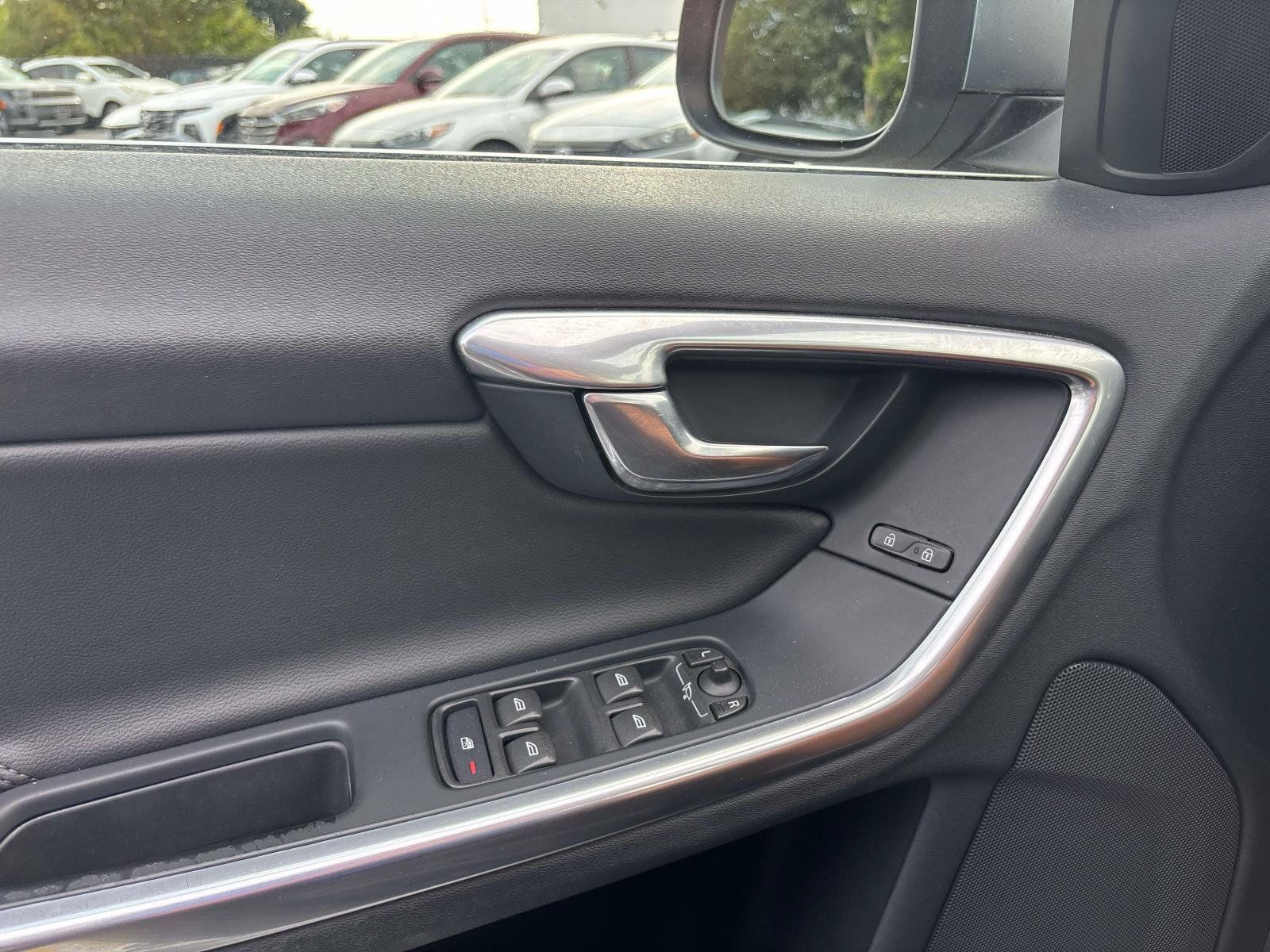 Used 2016 Volvo S60 T5 Premier FWD image 15