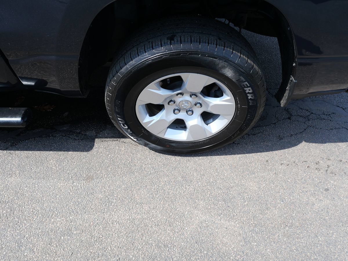 Used 2020 RAM 1500 Big Horn AWD/4WD image 34