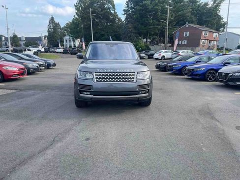 Used 2016 Land Rover Range Rover HSE image 8