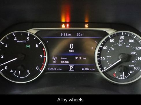 Used 2021 Nissan Sentra SV FWD image 11