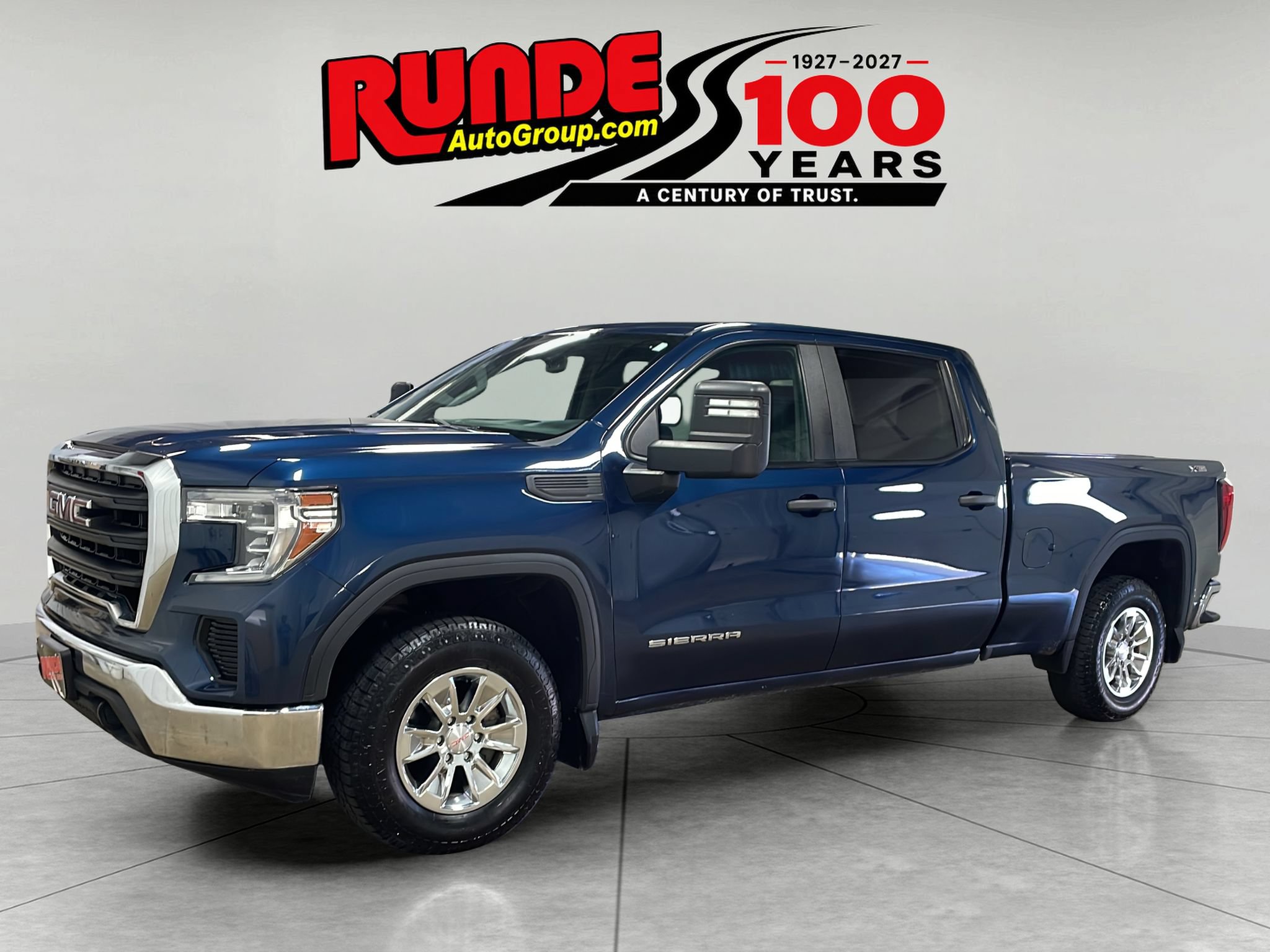 Used 2020 GMC Sierra 1500 4x4 Crew Cab w/ Sierra Value Package image 1