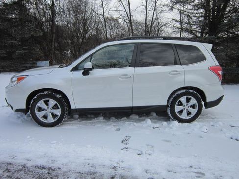 Used 2014 Subaru Forester 2.5i Limited image 18