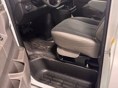 Used 2025 GMC Savana 2500 w/ Driver Convenience Package RWD image 10