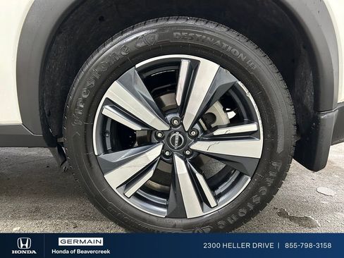 Used 2023 Nissan Rogue SL w/ SL Premium Package image 23