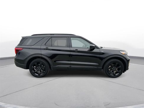 Used 2023 Ford Explorer ST-Line image 45