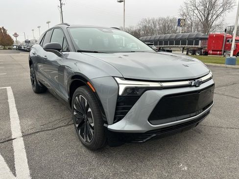 New 2026 Chevrolet Blazer EV RS image 4