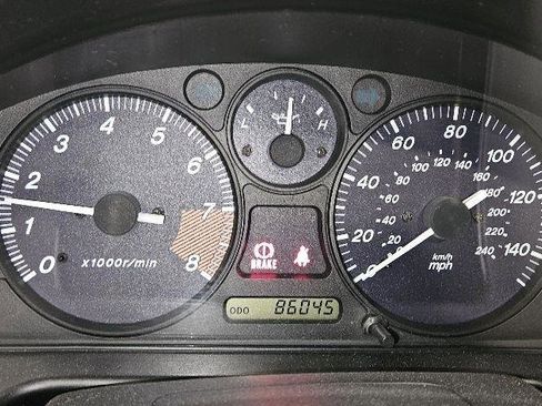 Used 1999 MAZDA MX-5 Miata image 12